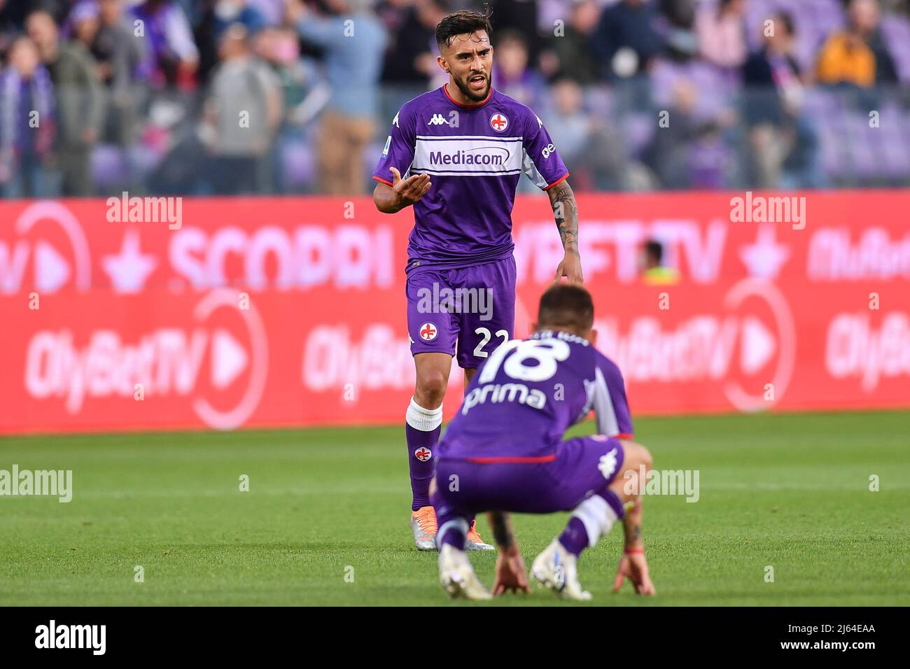 Nicolas Gonzalez (ACF Fiorentina) takes the penalty during ACF Fiorentina  vs Juventus FC, italian soccer Serie A match in Florence, Italy, May 21  2022 Stock Photo - Alamy