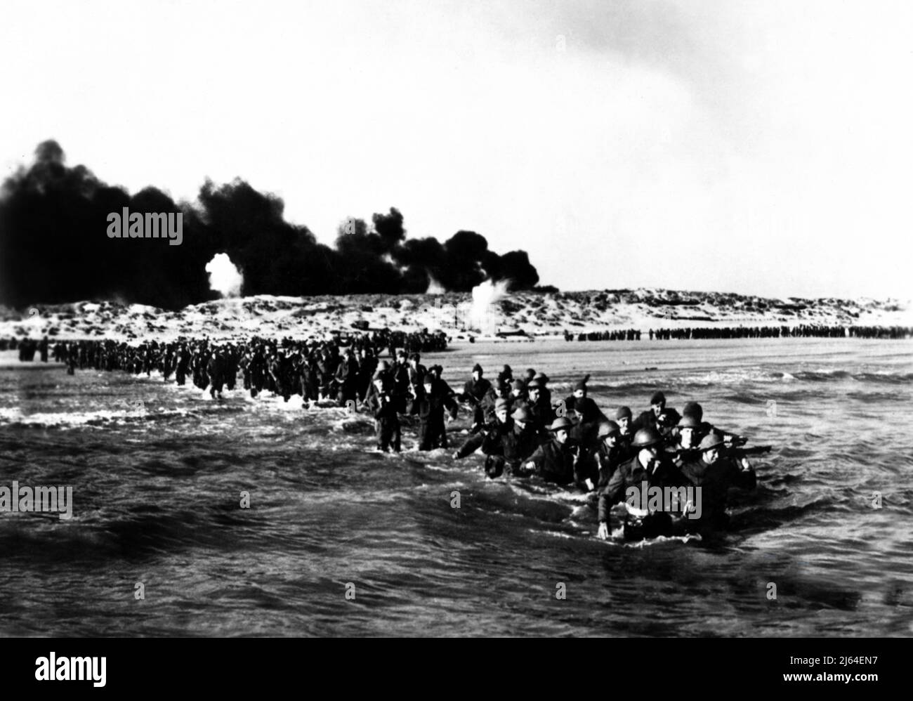 TROOPS LEAVING BEACH, DUNKIRK, 1958 Stock Photo