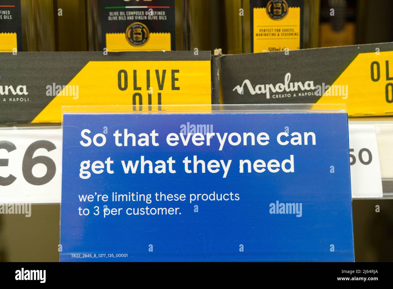Supermarket is rationing cooking oil to limit 3 bottles of oild per