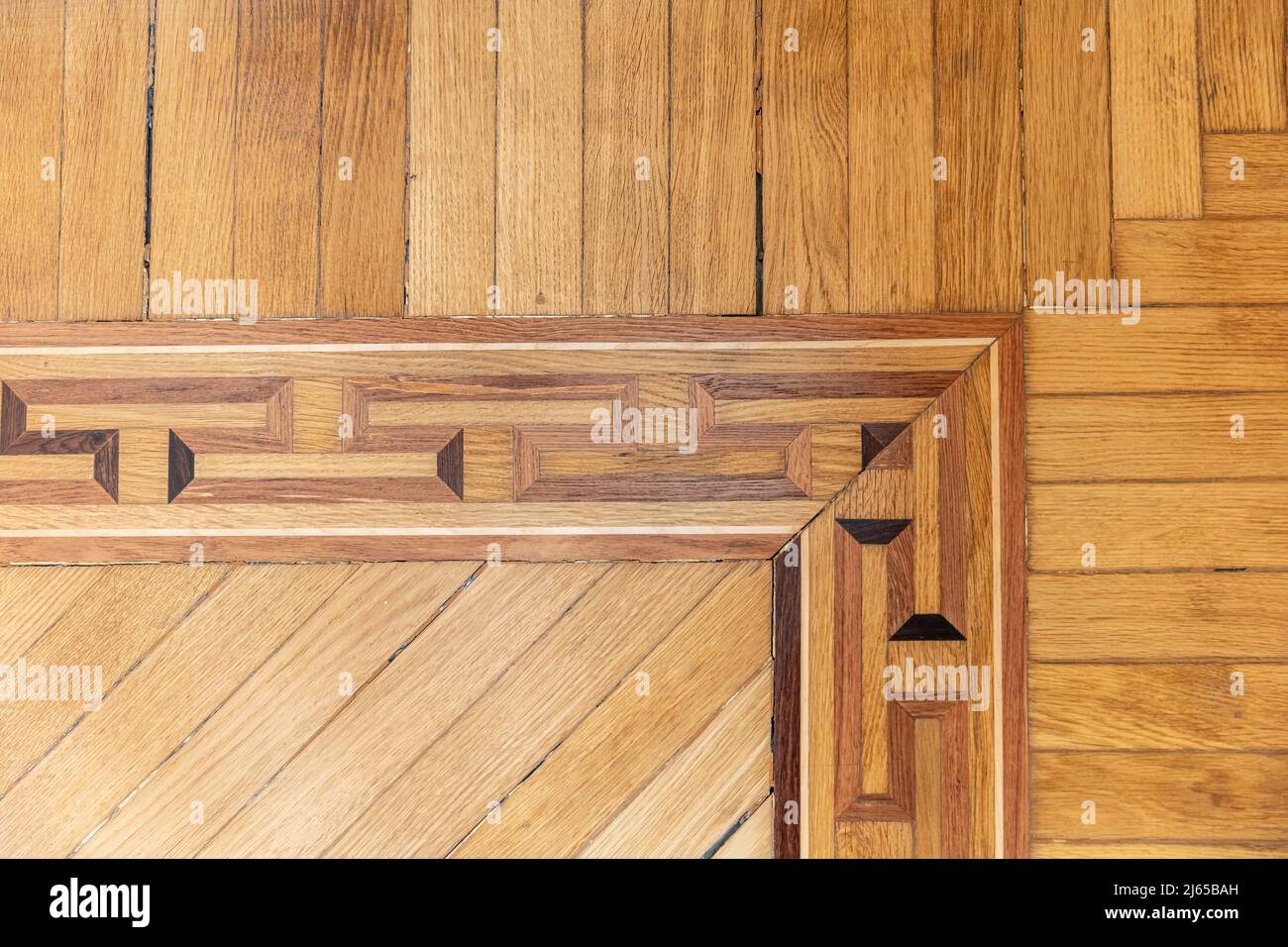Parquet flooring texture hi-res stock photography and images - Alamy