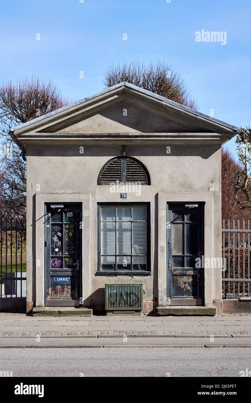 Underground toilets hires stock photography and images Alamy