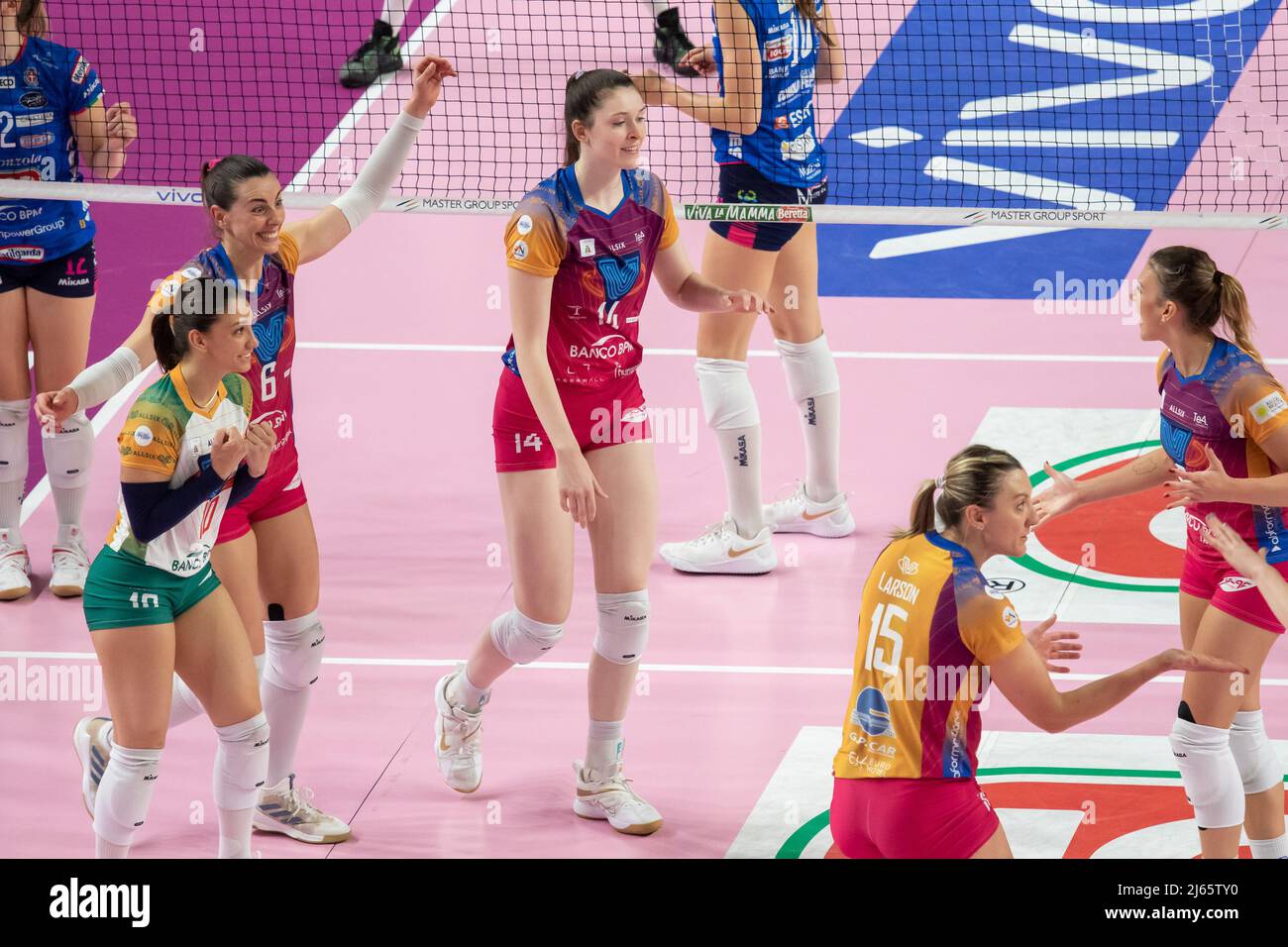 Play Off Vero Volley Monza High Resolution Stock Photography and Images -  Alamy