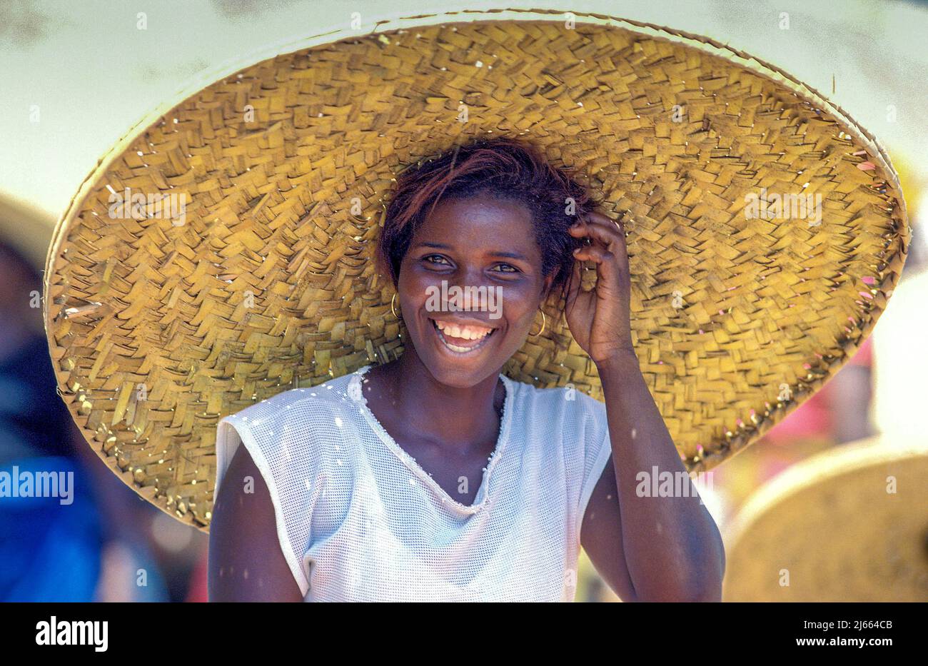 Ghana woman smile hi-res stock photography and images - Alamy