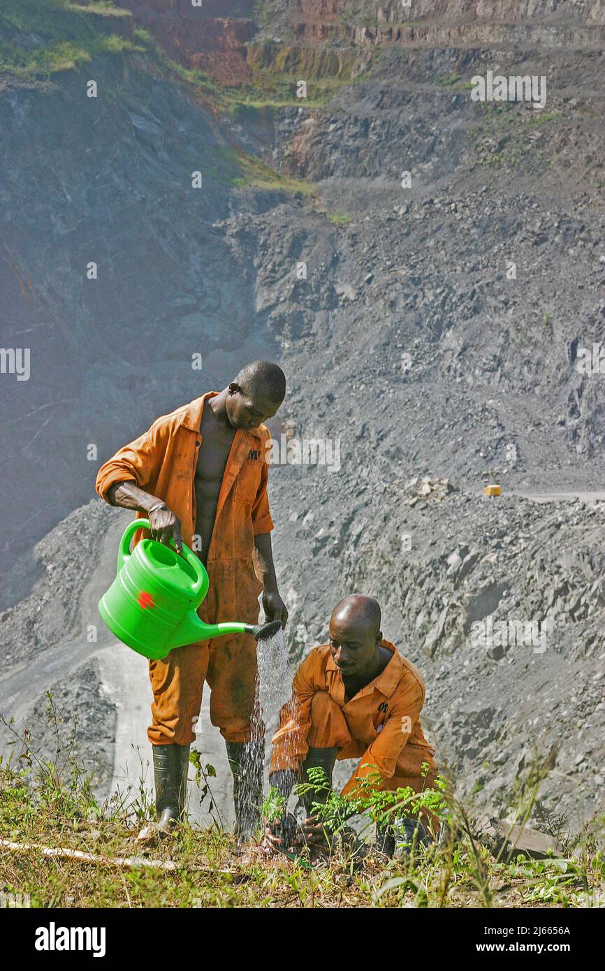 Ghana, Tarkwa Mining company Ghana Manganese Company destroys a lott of