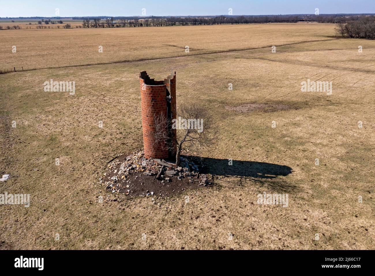 Bartlett, Kansas - An old, crumbling silo on a farm in southeastern Kansas. Stock Photo