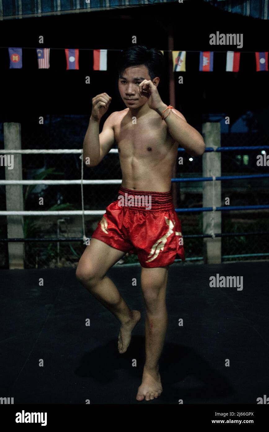 Boxing school hi-res stock photography and images - Page 2 - Alamy