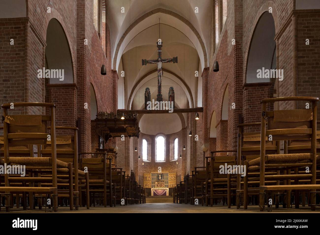 ratzeburger-dom-hi-res-stock-photography-and-images-alamy