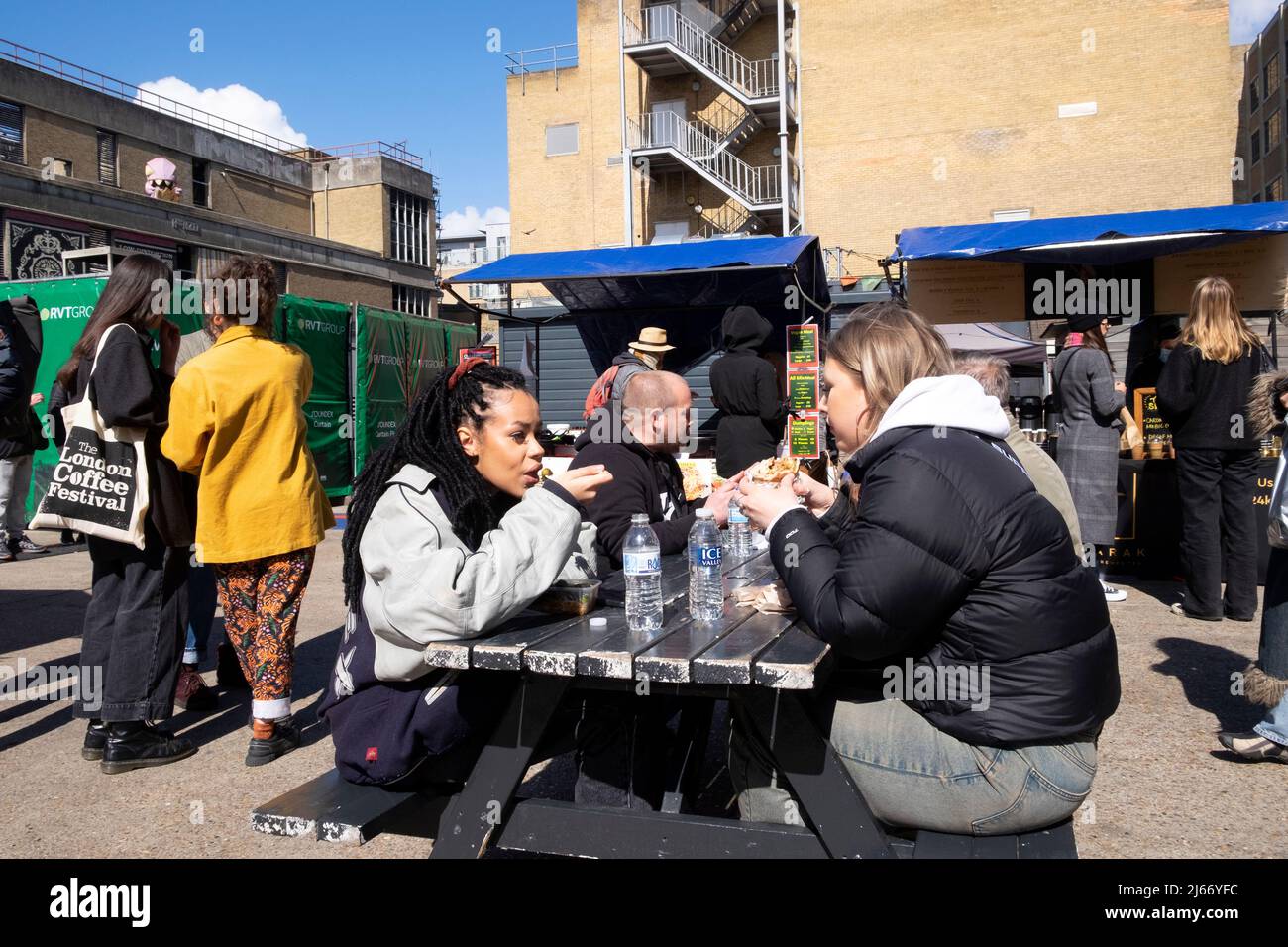 women-eating-food-outside-hi-res-stock-photography-and-images-alamy