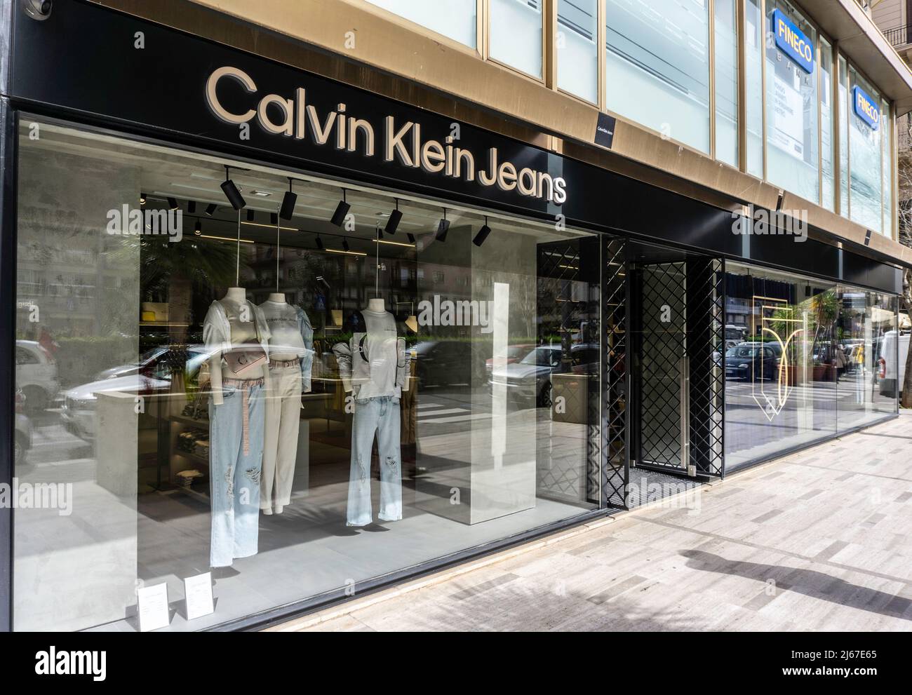 Calvin Klein Jeans store, Melbourne » Retail Design Blog