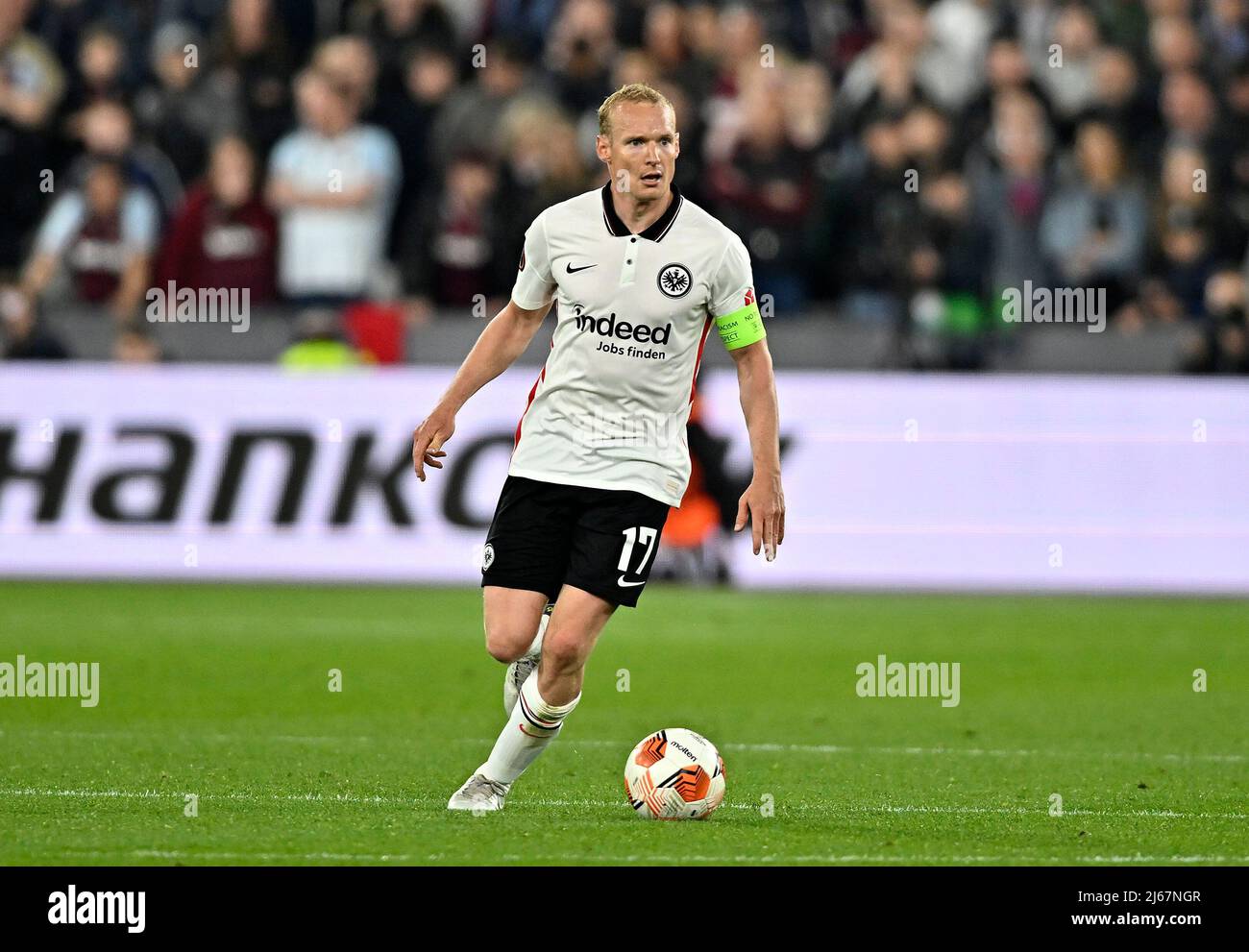 London UK 28th April 2022. Sebastian Rode (Frankfurt) during the West Ham vs Eintracht Frankfurt Uefa Europa Cup semi final 1st leg match at the London Stadium, Stratford.Credit: Martin Dalton/Alamy Live News. This Image is for EDITORIAL USE ONLY. Licence required from the the Football DataCo for any other use. Credit: MARTIN DALTON/Alamy Live News Stock Photo