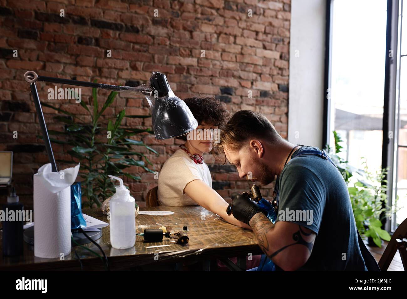 Gun making process hi-res stock photography and images - Alamy