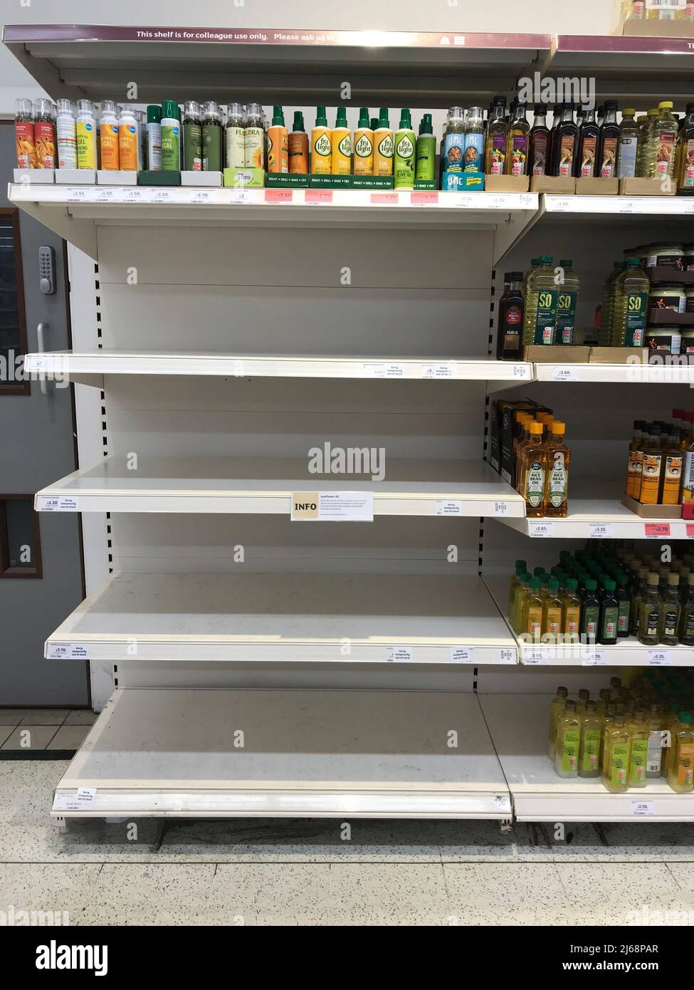 Mazola corn oil shortage hires stock photography and images Alamy