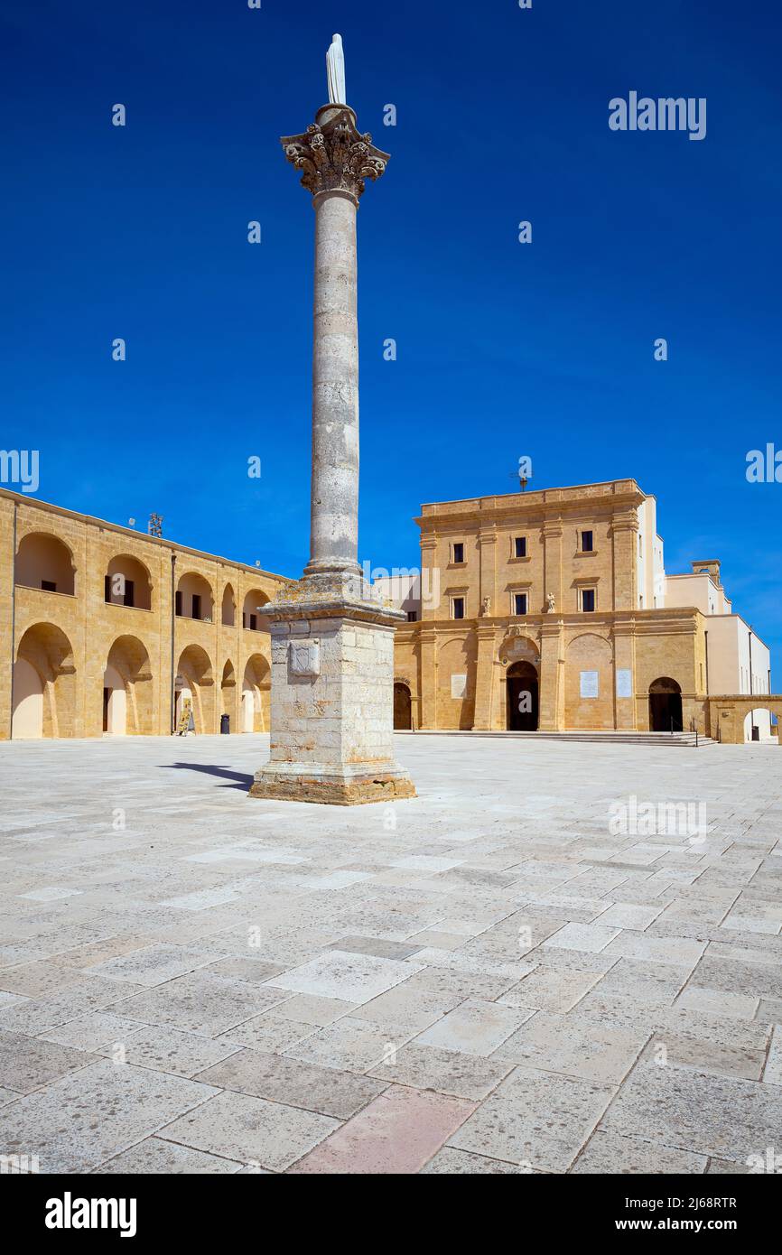 Saint Mary (Santa Maria) of Leuca Sanctuary, province of Lecce, Salento, Apulia (Puglia), south Italy. The Corinthian column was erected in 1939 to ce Stock Photo