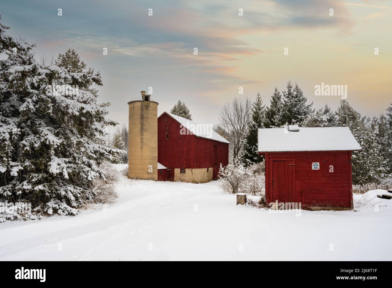 Midwest farm winter hi-res stock photography and images - Alamy