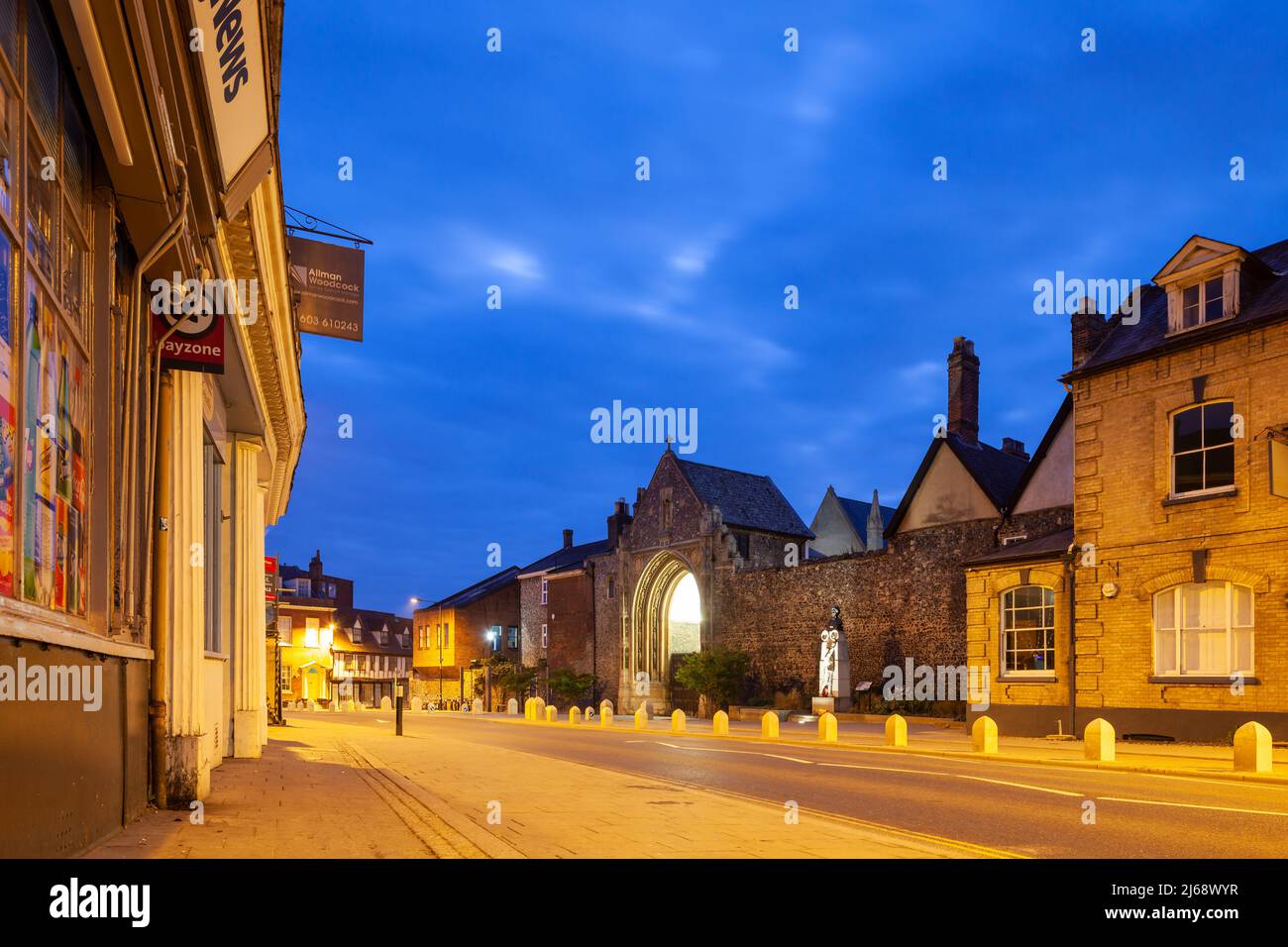 dawn-in-norwich-city-centre-norfolk-england-stock-photo-alamy
