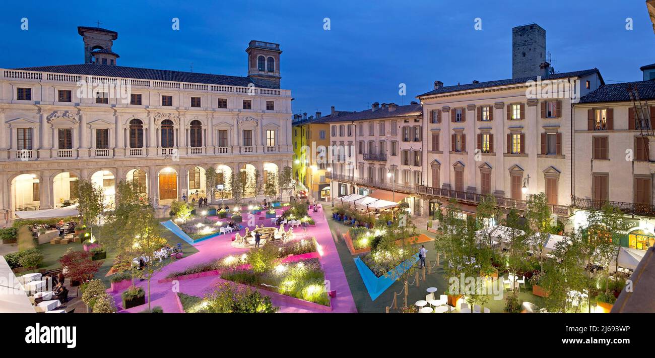 Piazza Vecchia, Bergamo, Lombardia (Lombardy), Italy Stock Photo