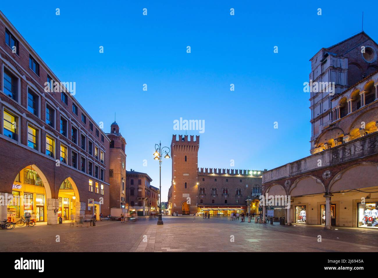 Town Hall, Piazza Trento and Trieste, Ferarra, UNESCO World Heritage Site, Emilia-Romagna, Italy Stock Photo