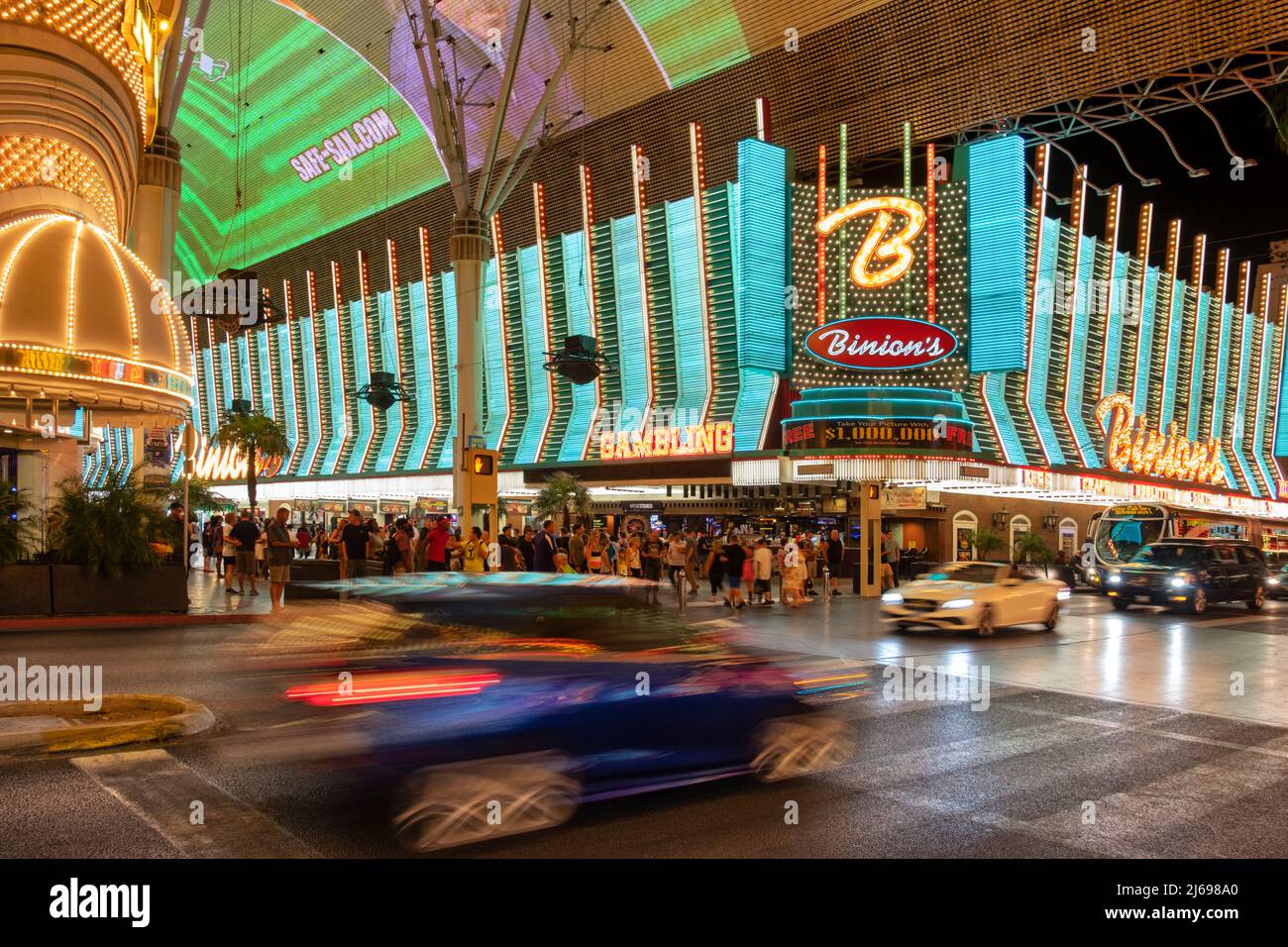 night time shot of binions horseshoe casino fremont street