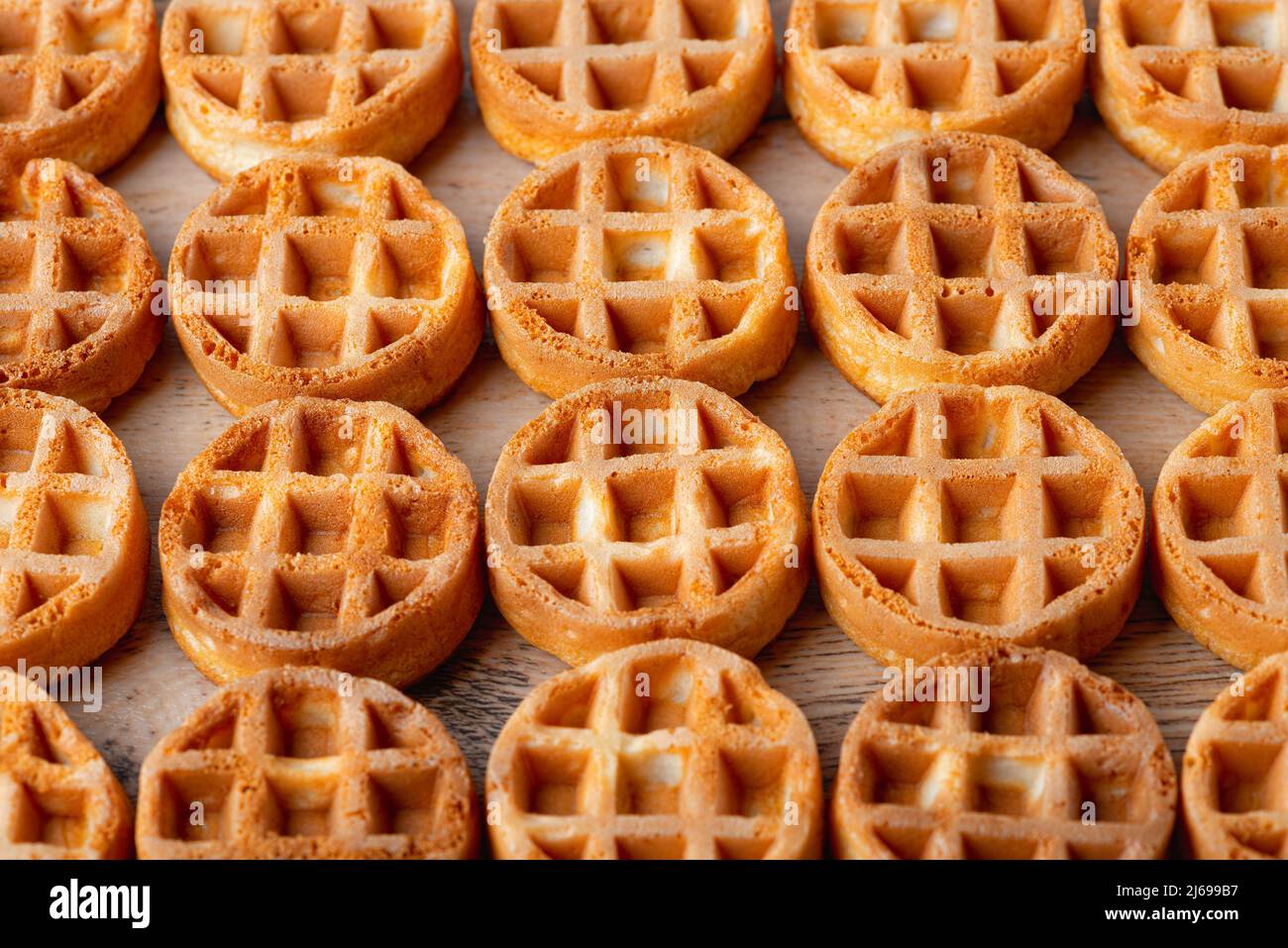 Waffle grid hi-res stock photography and images - Alamy