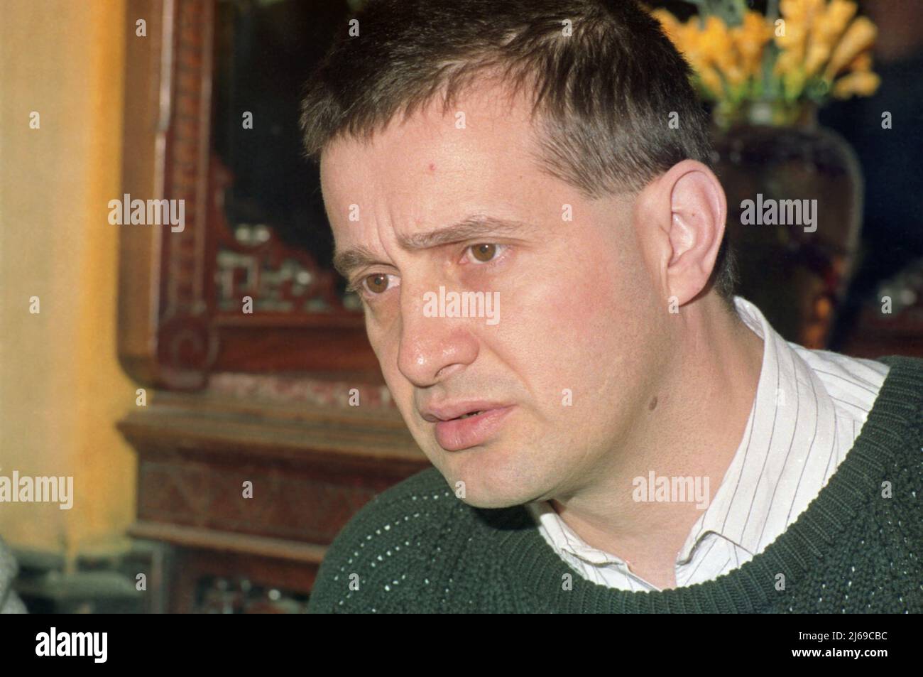 Romanian poet and journalist Mircea Dinescu, January 1990 Stock Photo