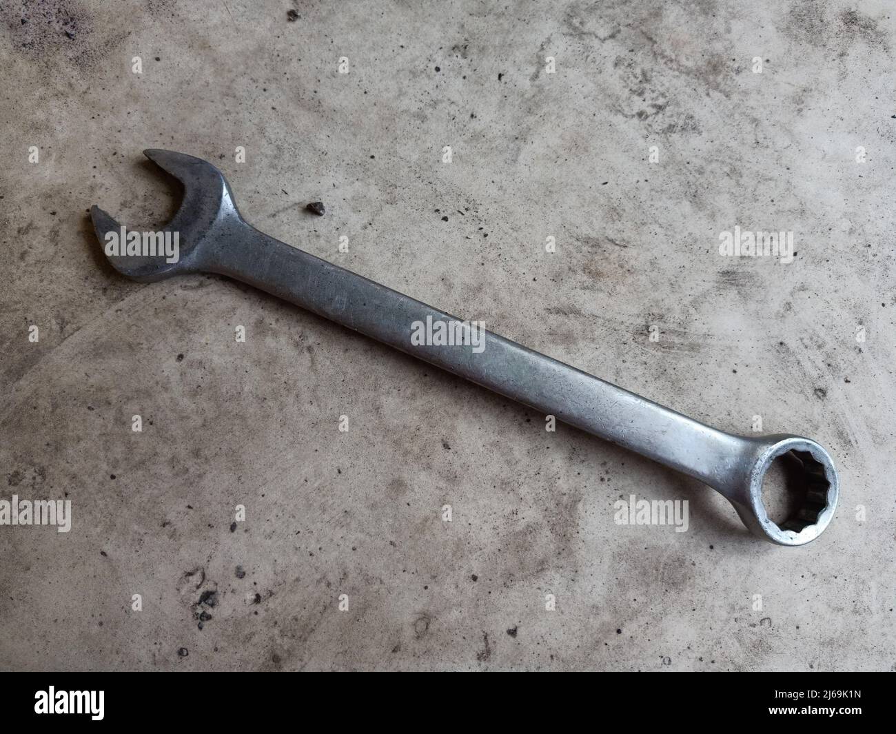 Six sided wrench online