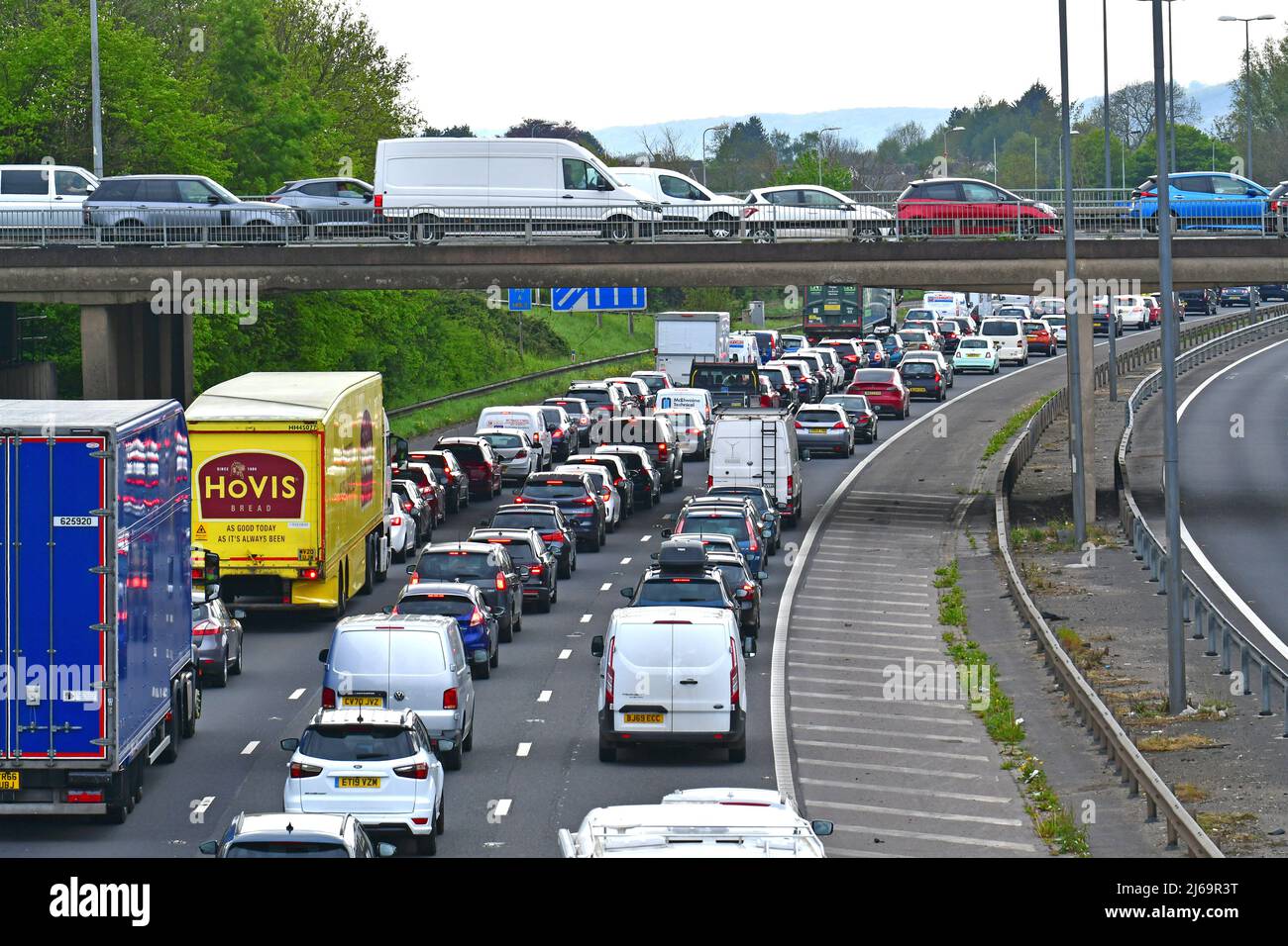 Somerset, UK. 29th Apr, 2022. On a mild late Friday evening a rush to make for the motorways for Bank holiday weekend, sees very Heavy Traffic at a standstill Gordano Services North Somerset. Credit: Robert Timoney/Alamy Live News Stock Photo