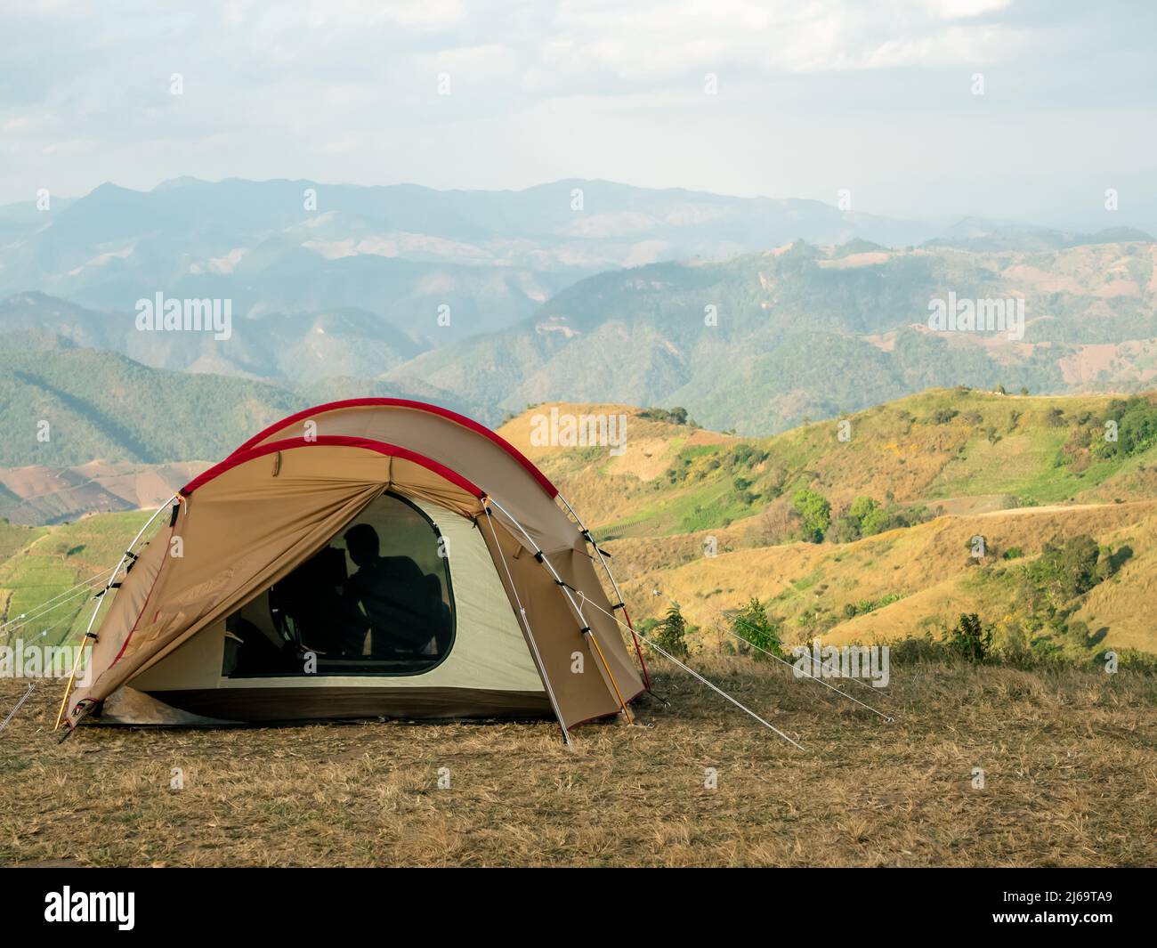 Camping tent beautiful scenery hi-res stock photography and images - Alamy