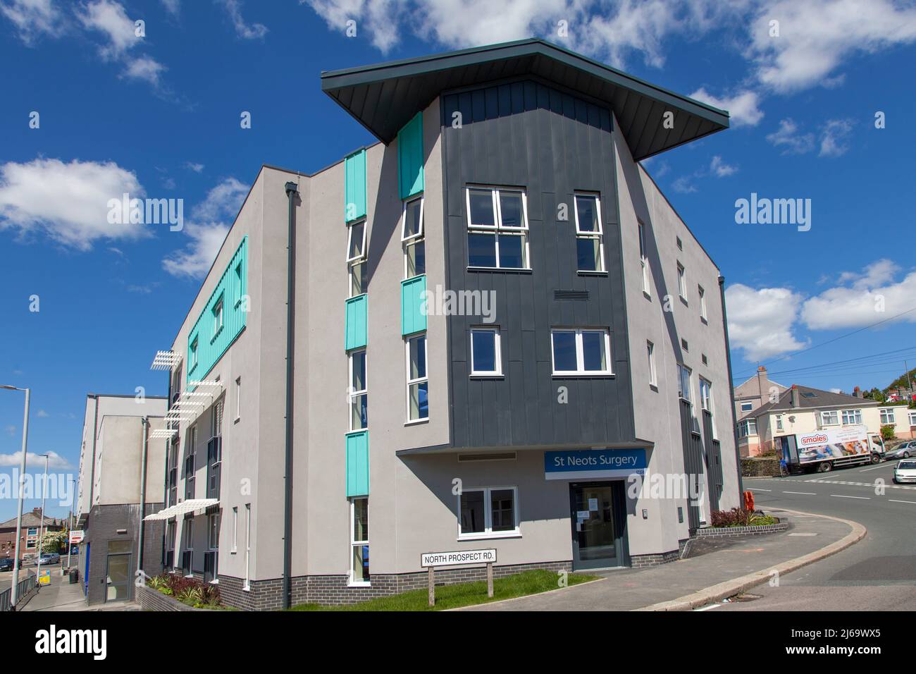 Nhs doctors surgery exterior hires stock photography and images Alamy