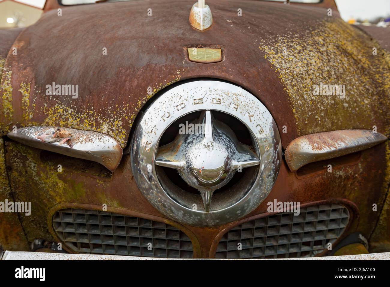 Boaz, Kentucky - A rusty 1950 Studebaker Commander, with its famous bullet nose, at the Anything Goes Trading Company's flea market. Stock Photo