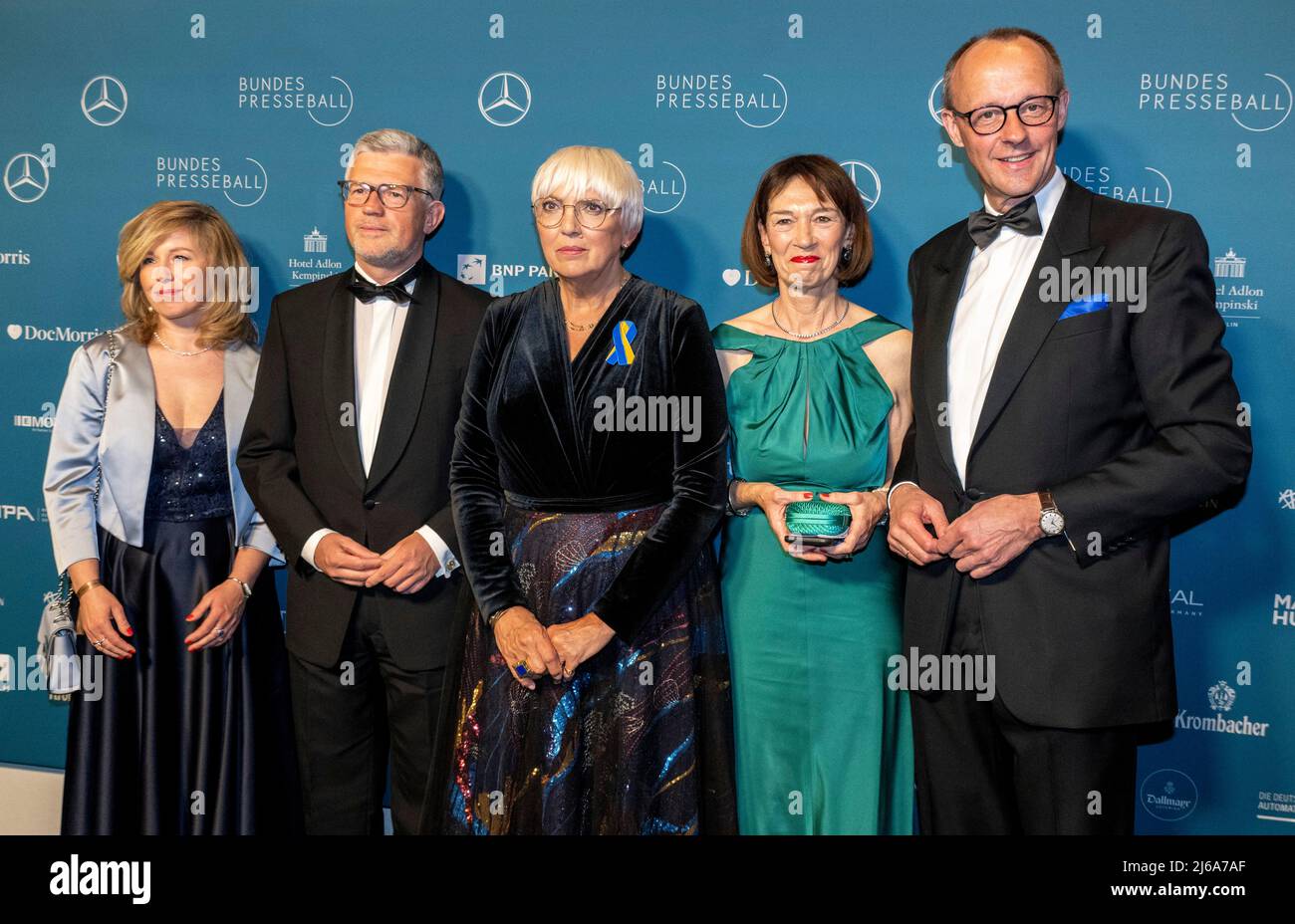 Berlin, Germany. 29th Apr, 2022. 29 April 2022, Berlin: Friedrich Merz (r-l), Chairman of the CDU), his wife Charlotte Merz, Claudia Roth (Bündnis 90/Die Grünen), Andrij Melnyk, Ambassador of Ukraine to Germany and his wife Svitlana Melnyk arrive at the 69th Federal Press Ball at the Hotel Adlon. Under the motto 'A ball for solidarity with Ukraine. For freedom of the press', the ball will be held for the first time since the beginning of the pandemic. Photo: Monika Skolimowska/dpa Credit: dpa picture alliance/Alamy Live News Stock Photo