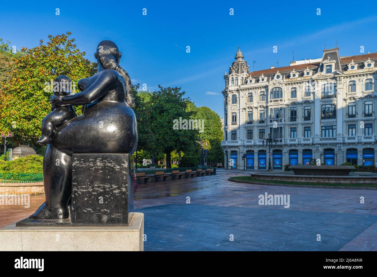 Oviedo, Uvieu, Asturias, Spain, August 29, 2021. Sculpture La Gorda by Botero in Plaza de la Escandalera in Oviedo, Asturias. Stock Photo