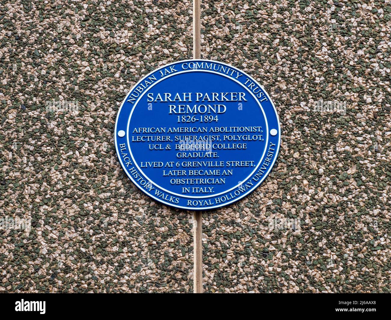 Sarah Parker Redmond Blue Plaque Bloomsbury London - Sarah Parker Redmond was an African American Abolitionist who studied at UCL & Bedford College. Stock Photo