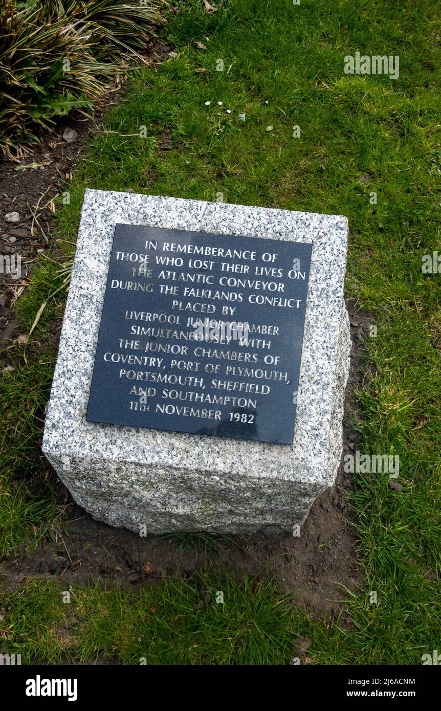 War memorial plaque hires stock photography and images Alamy