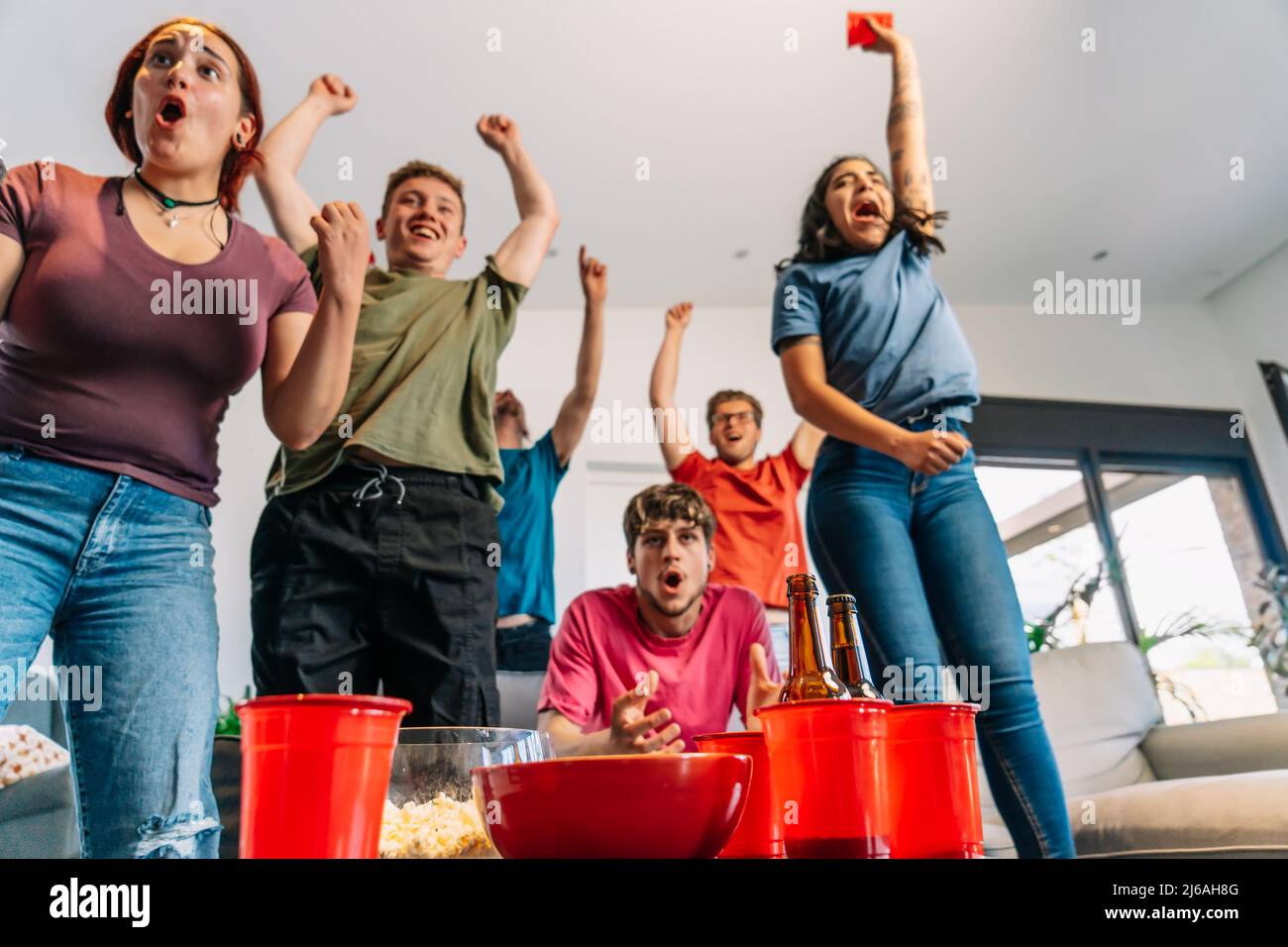 Soccer tv jumping hires stock photography and images Alamy