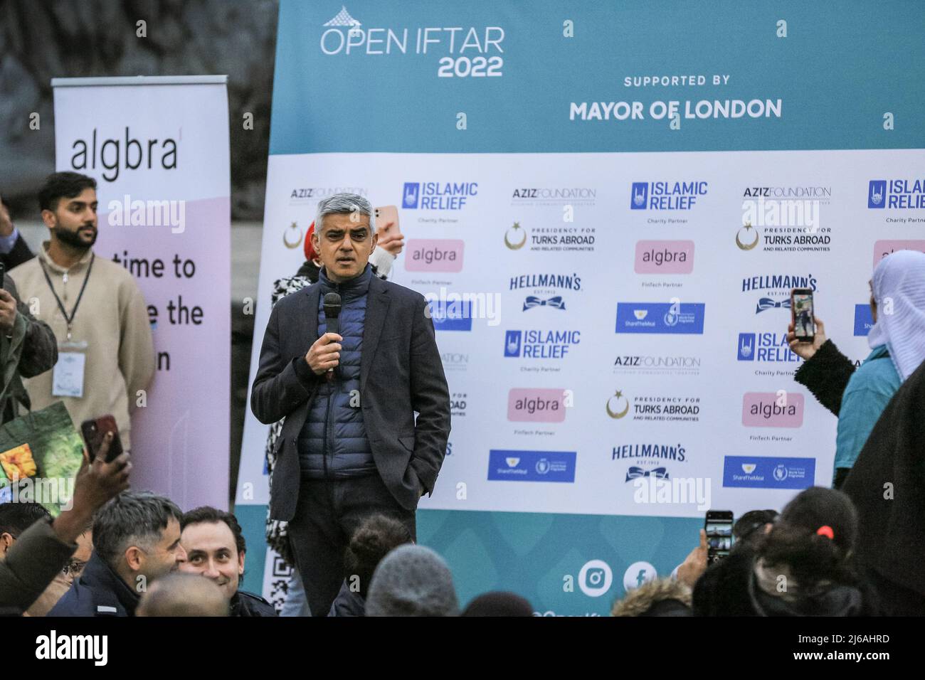 London, UK, 29th April 2022. Mayor of London Sadiq Khan speaks at the event. The UK's largest Open Iftar, organised bz Ramadan Tent Project, brings together people from all communities to share an Iftar (evening meal) to break fast during what is now the final week of the Islamic holy month of Ramadan. The event is attended by Sadiq Khan, Mayor of London, and around 2,000 members of the public. Credit: Imageplotter/Alamy Live News Stock Photo
