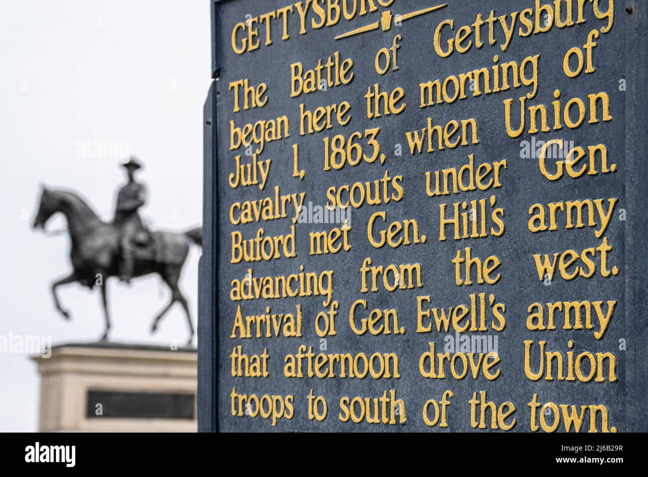 Gettysburg Battle historical marker with statue of Major General John Fulton Reynolds at Gettysburg National Military Park in Pennsylvania. (USA) Stock Photo