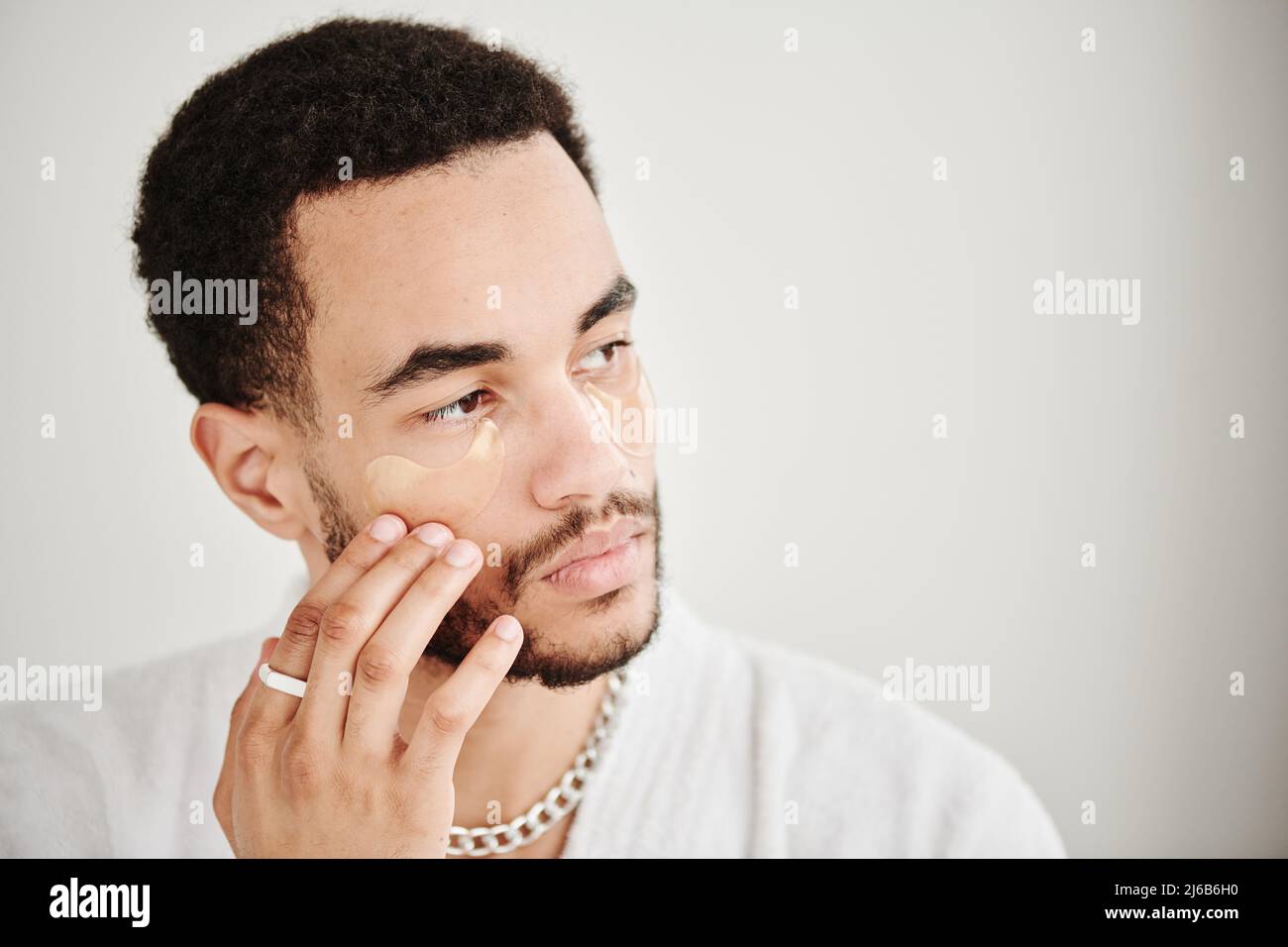 Male gay face facial hi-res stock photography and images - Alamy
