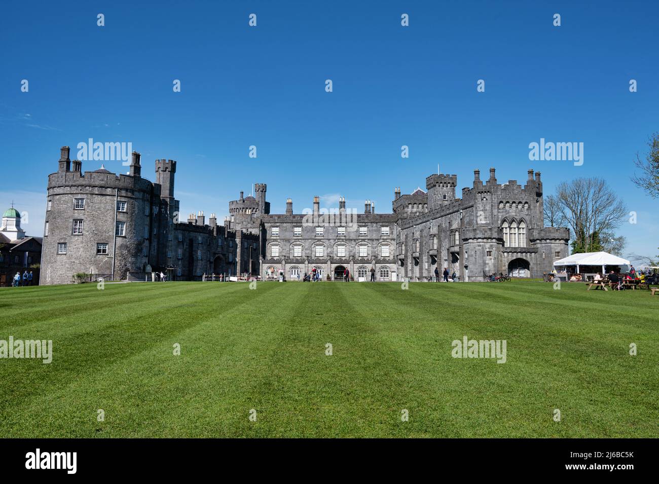 Kilkenny castle hi-res stock photography and images - Alamy
