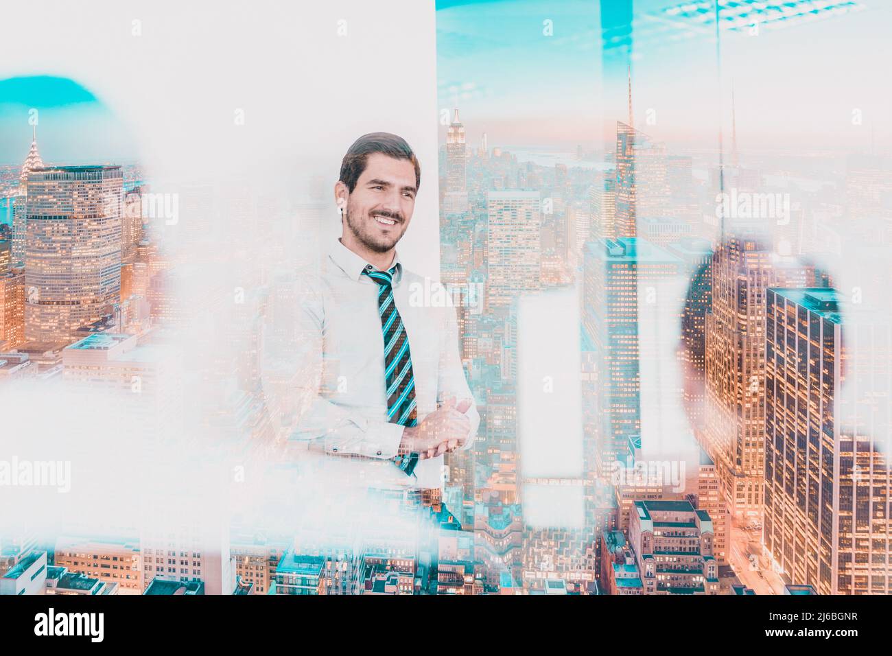 Relaxed informal business team office meeting Stock Photo - Alamy