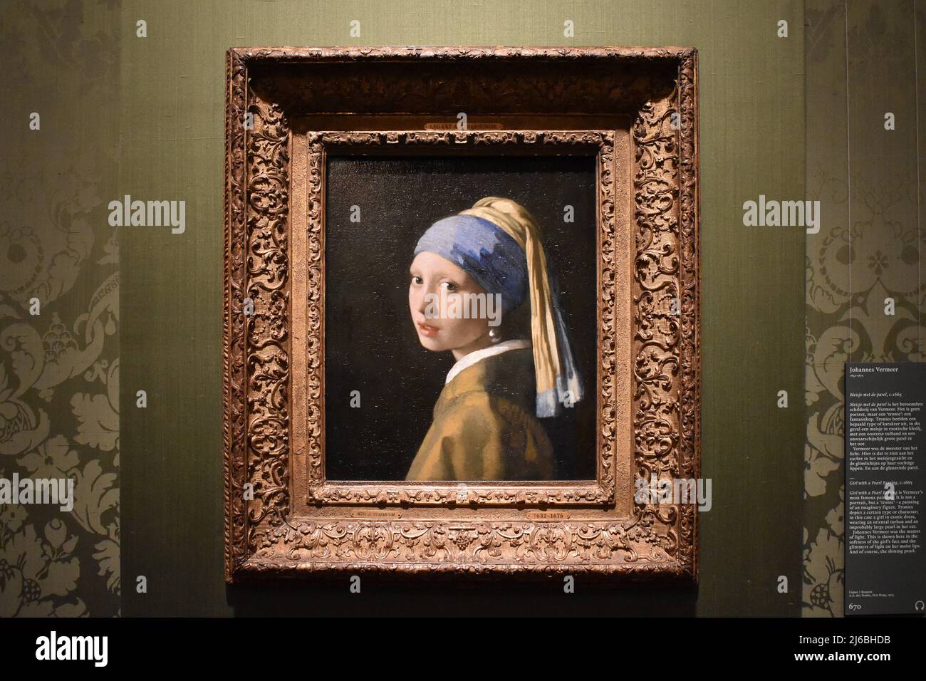 Johannes Vermeer (1632-1675). Girl with a Pearl Earring. 1665 Stock Photo