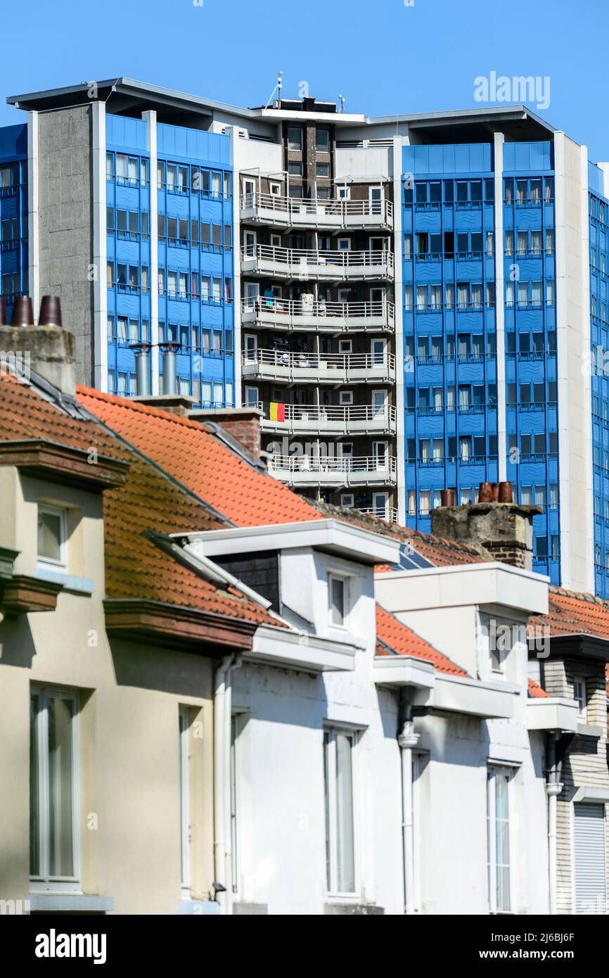 Evolution des prix de l'immobilier a la vente ou a la location. Logements sociaux a Berchem-Sainte-Agathe Housing in Brussels, evolution of the price. Stock Photo