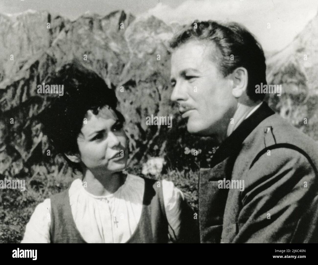 Austrian actress Anita Gutwell and actor Rudolf Lenz in the movie The Dairymaid of St. Kathrein, Austria 1955 Stock Photo