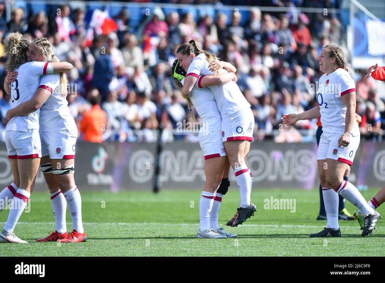 England celebrate winning the TikTok Women's Six Nations at the Stade Jean Dauger in Beyonne, France. Picture date: Saturday April 30, 2022. Stock Photo