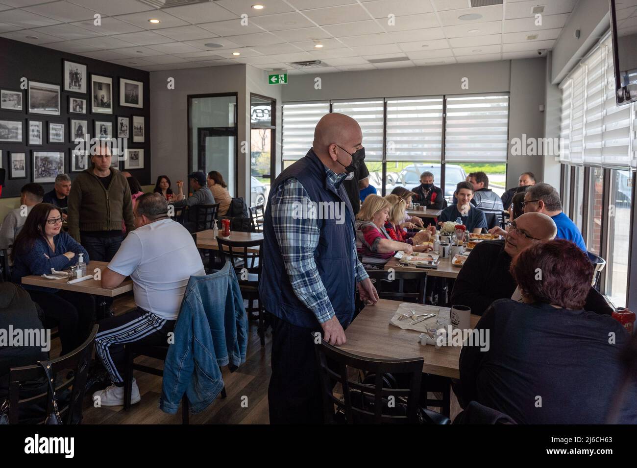 Ontario Liberal Leader Steven Del Duca greets guests at Frank‚Äôs Place