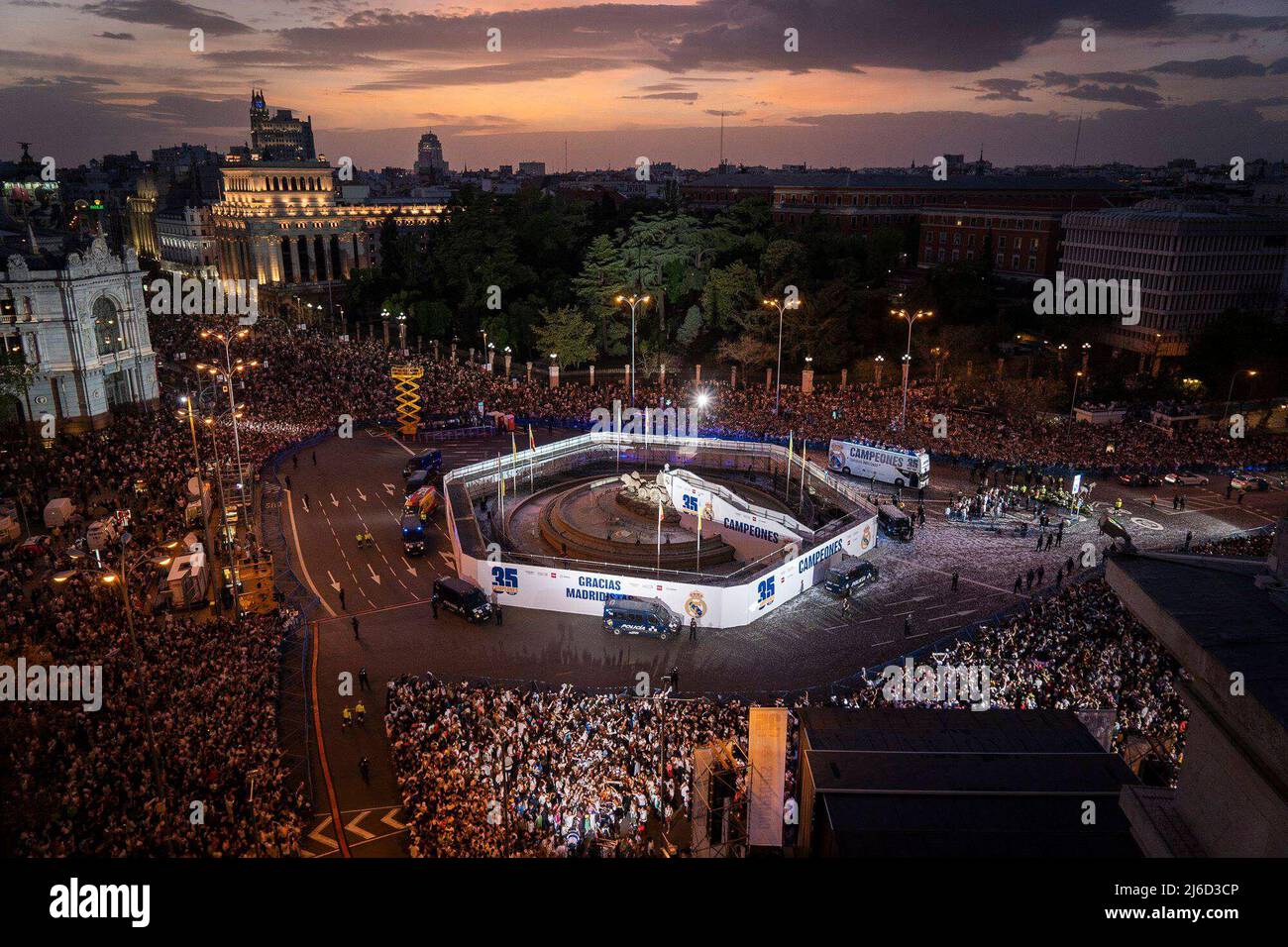 Real Madrid Team celebrate win La Liga with fans at Cibeles Fountain in ...
