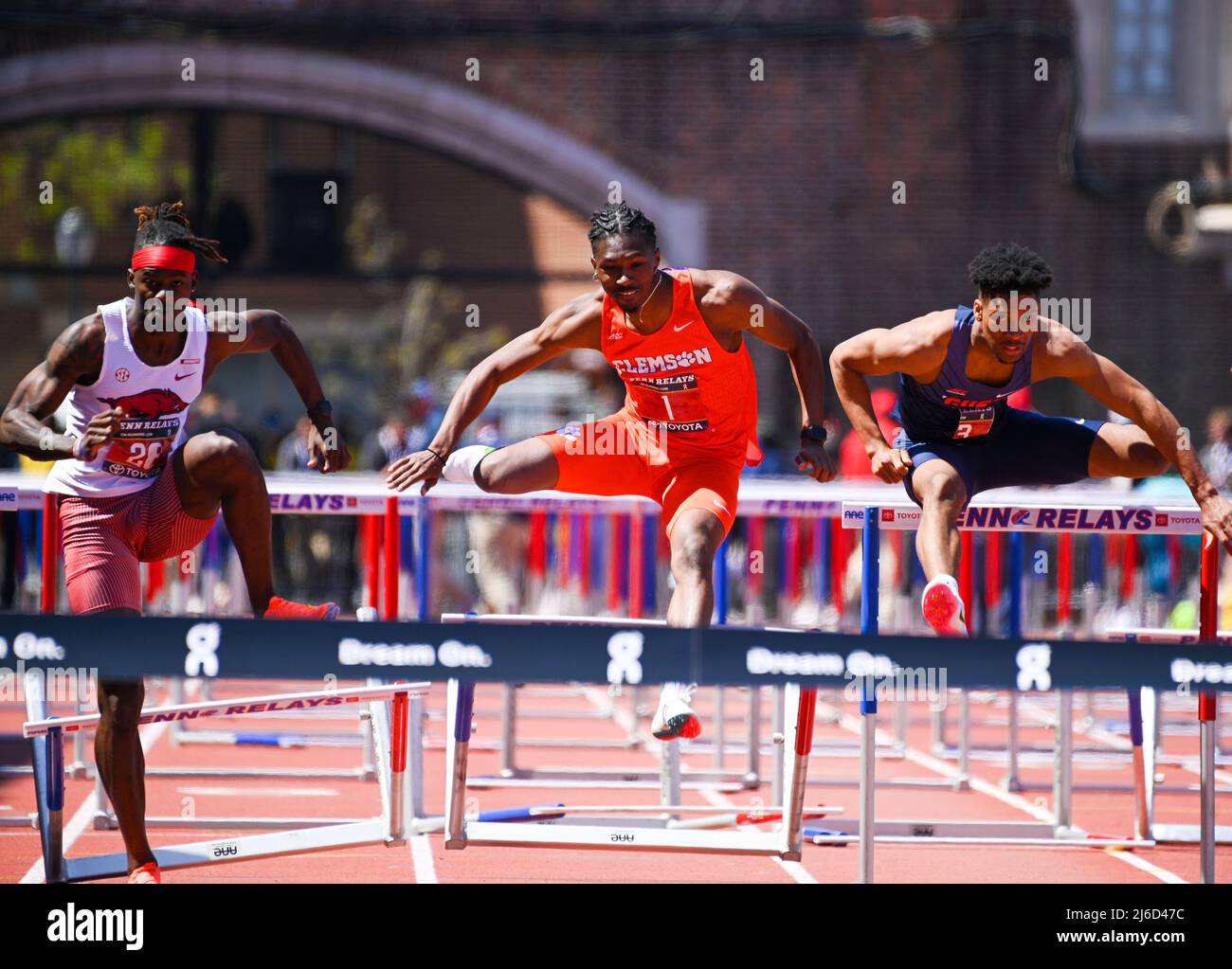 Penn relays 2022 100m hires stock photography and images Alamy