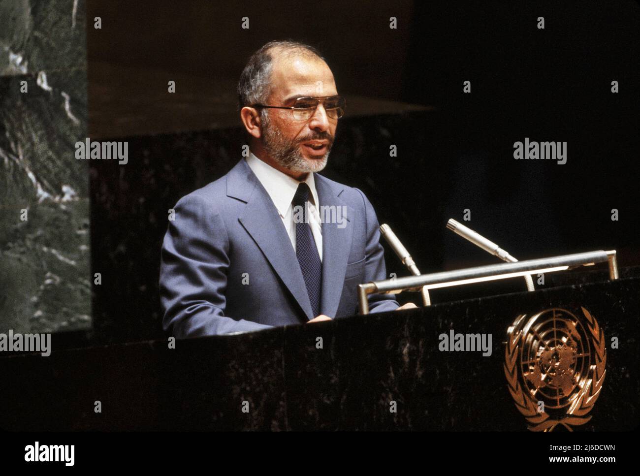 King Hussein of Jordan addressing United Nations, New York City, New York, USA, Bernard Gotfryd, September 1979 Stock Photo