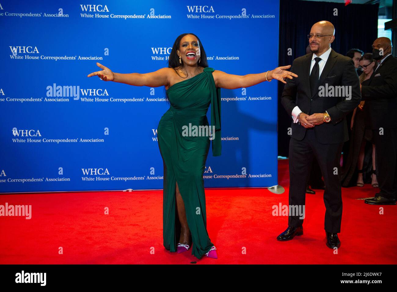 Sheryl Lee Ralph, left, and Vincent Hughes arrive for the 2022 White House Correspondents Association Annual Dinner at the Washington Hilton Hotel on Saturday, April 30, 2022. This is the first time since 2019 that the WHCA has held its annual dinner due to the COVID-19 pandemic. Credit: Rod Lamkey / CNP Stock Photo