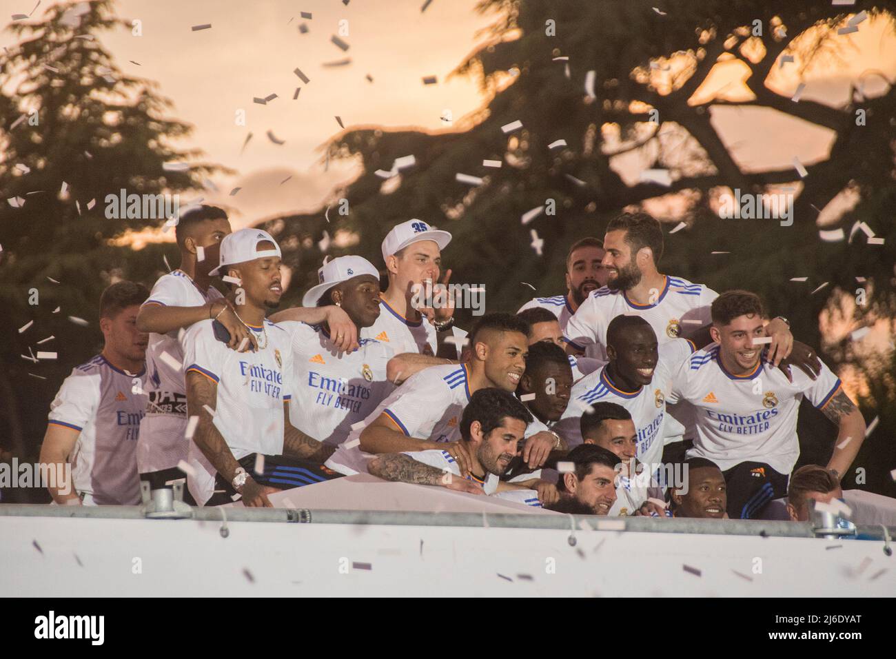 Real Madrid has proclaimed the League this Saturday after defeating Real Club Deportivo Espanyol by four goals to nil. The goals from Rodrygo, twice, Marco Asensio and Karim Benzema
