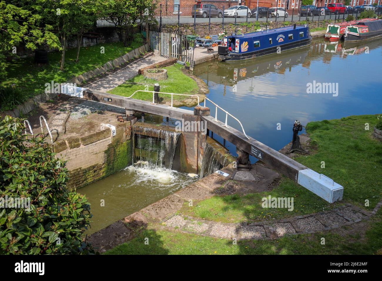 Canal Lock, Canalside, Chester Canal Basin, Chester Stock Photo